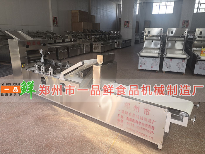 燴面機(jī)HMJ-4型(圖2) 燴面機(jī)Hmj-4型成品